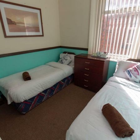 The Riviera Hotel Blackpool Esterno foto