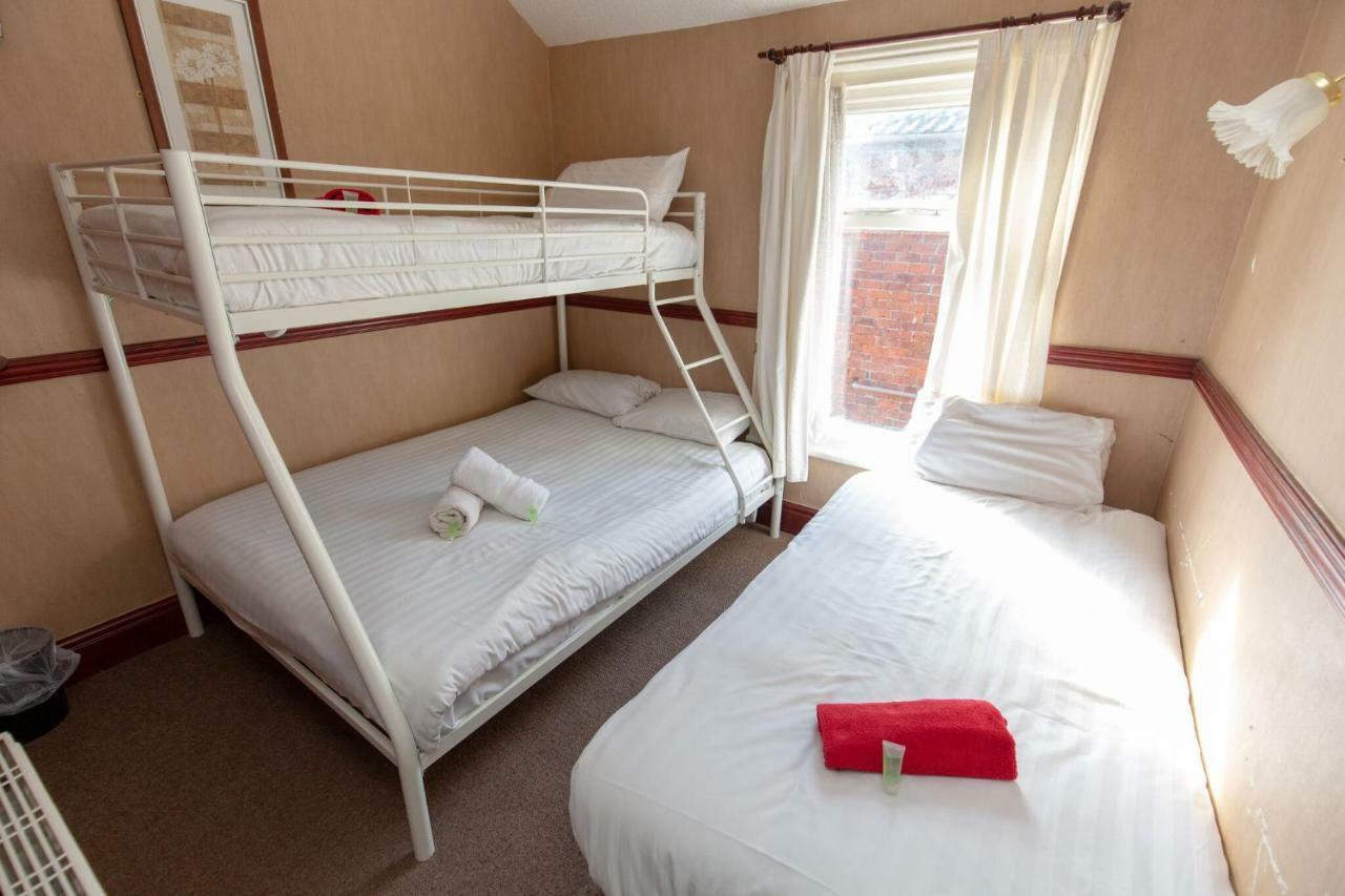 The Riviera Hotel Blackpool Esterno foto